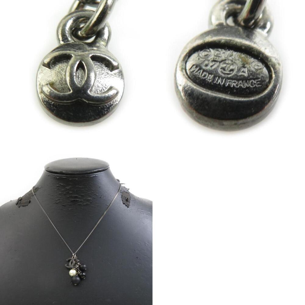 CHANEL Authentic Black Pearl Logo Necklace - Picture 5 of 5